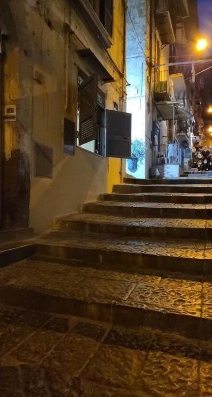 Appartamento La Casa E Pulcinella Napoli Esterno foto